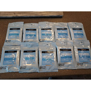 NEW 10 packages Neutrogena Makeup Remover Ultra Soft Towelettes NEW 7 per pack